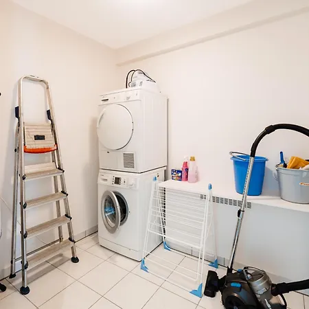 Apartmán Brit Eerste *